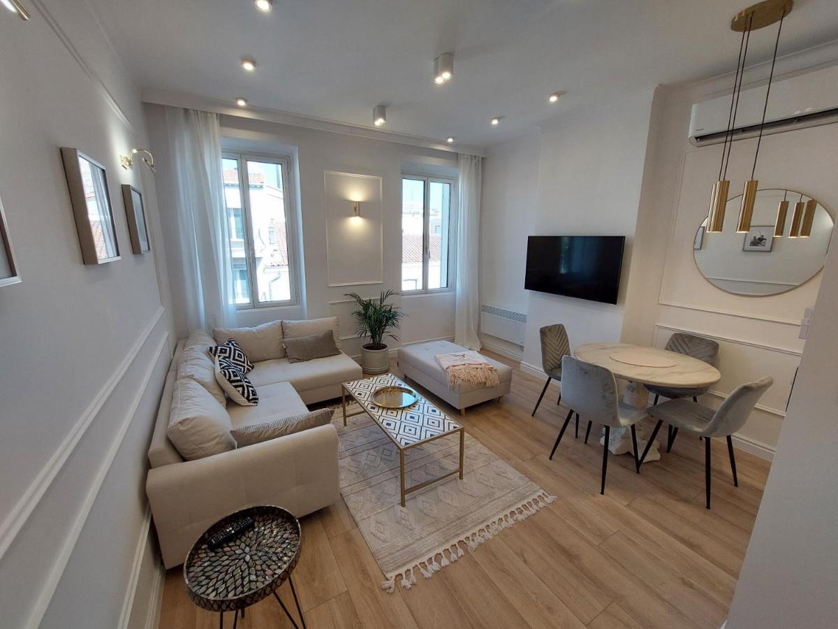 Saint Raphael'S Apartment, Classe 3 Etoiles Kültér fotó